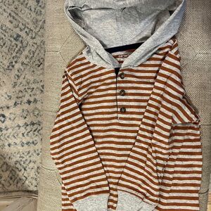 Carter’s- new with tags- size 3T- long sleeved shirt with hood